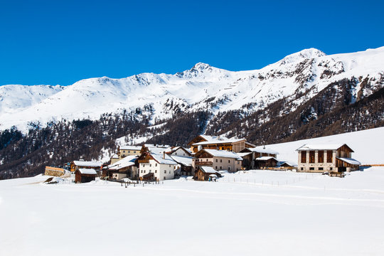 Traumhafter Wintertag im Langtauferer Tal