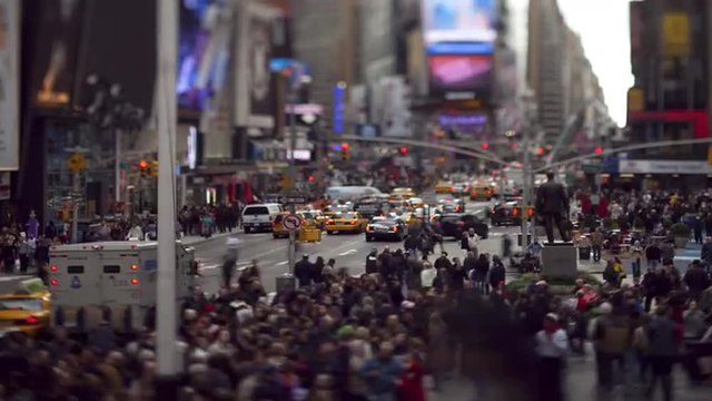T/L WS Crowded Time Square / New York City, New York, USA