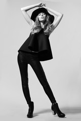 Fashion woman model in black dress - 82504882