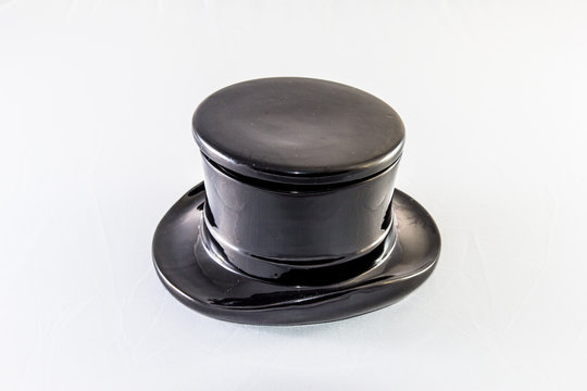 Poubelle de table en forme de chapeau haut de forme