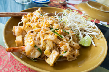 fire noodle ,pad thai
