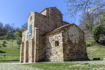 Fototapeta na wymiar San Miguel de Lillo in Oviedo
