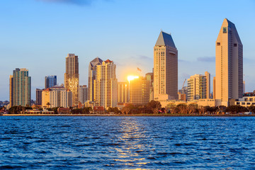 Obraz premium San Diego skyline at sunset