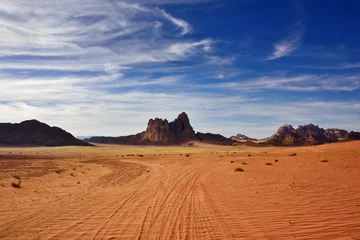Fotobehang Woestijnlandschap Wadi Rum-woestijn