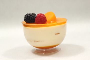  peach mousse in glass, white fresh fruit