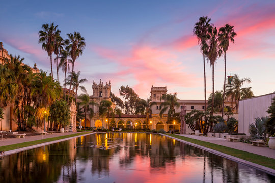 Casa De Balboa at sunset, Balboa Park, San Diego USA