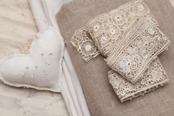 Antichi pizzi e tessuto