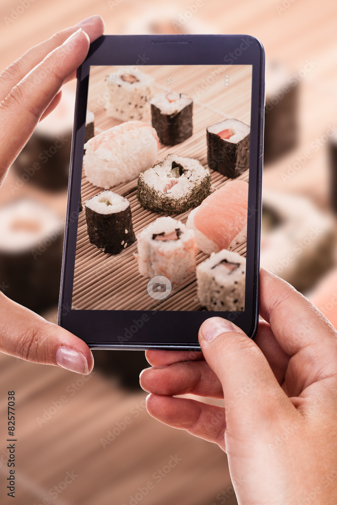 Wall mural Photographing sushi rolls