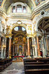 Obraz premium The nave of San Lorenzo Church, Turin