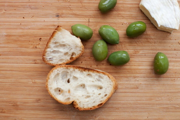 Olive, bread, cheese, Snack, vegetarian, fresh