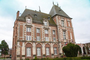 Fototapeta na wymiar Chateau du 16ème siècle, Crèvecoeur le grand, Oise, Picardie