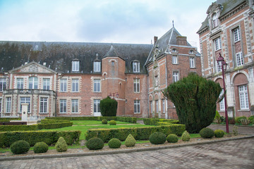 Fototapeta na wymiar Chateau du 16ème siècle, Crèvecoeur le grand, Oise, Picardie