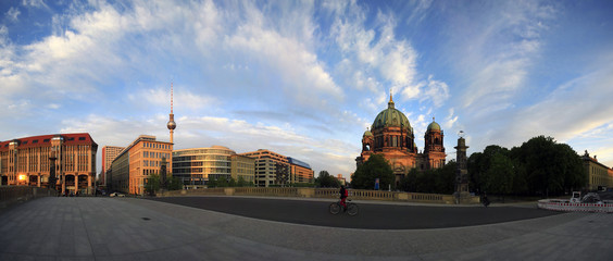 Panorama - Berlin, Spreepromenade © CLHuetter