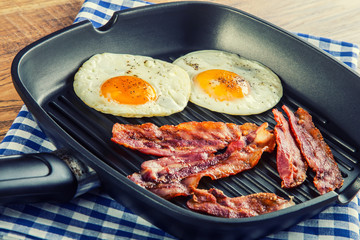Ham and Egg. Bacon and Egg. 