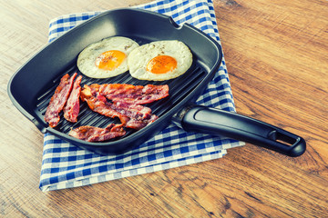 Ham and Egg. Bacon and Egg. 