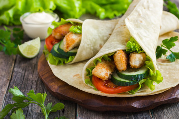  tortilla wrap with chicken and vegetables