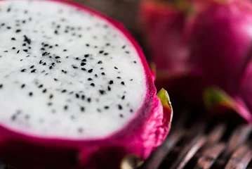 Slice of pitahaya © Yulia Mladich