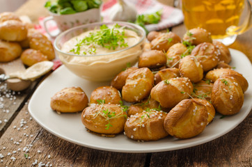 Pretzel rolls with cheese dip