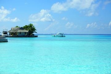 Fototapeta premium View of beautiful blue ocean water in Baros Maldives