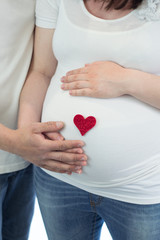 mains ventre coeur