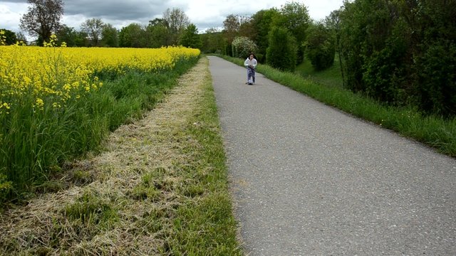 Maedchen beim Freizeitsport