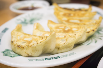 焼き餃子