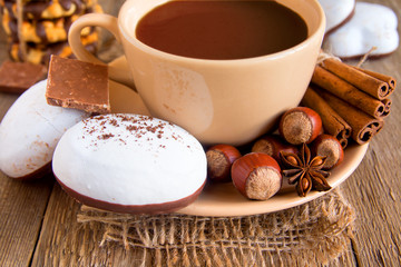 Hot chokolate, cinnamon, nuts and anise