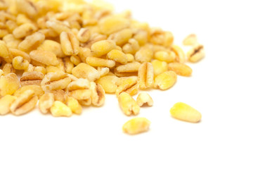 wheat grains isolated