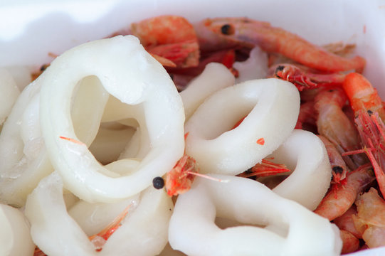 Fritto misto di pesce, totani e gamberetti