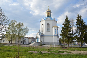 Fototapeta na wymiar Наш православный храм