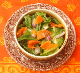 Salat mit Lachs