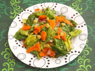 Salat mit Lachs