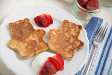 Pancakes mit Erdbeeren 