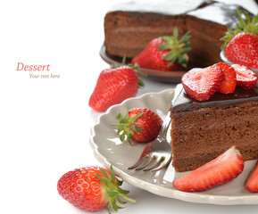 Chocolate cake with strawberries