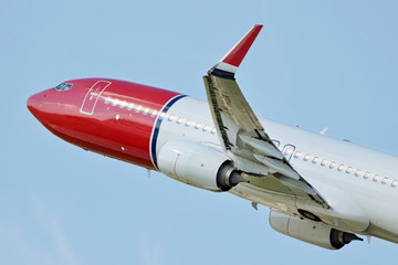 airplane © Tomasz Warszewski