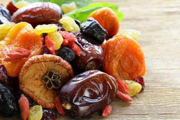 Assorted dried fruits (raisins, apricots, figs) 