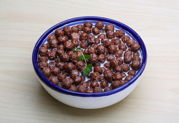 Chocolate cereal balls