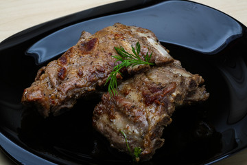 Roasted pork ribs