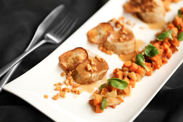 filet mignon en sauce et légumes 2