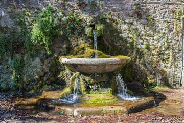 Hintergrund – mittelalterlicher Märchen Brunnen
