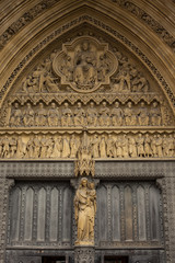 Fototapeta na wymiar Detail of Westminster Abbey in London