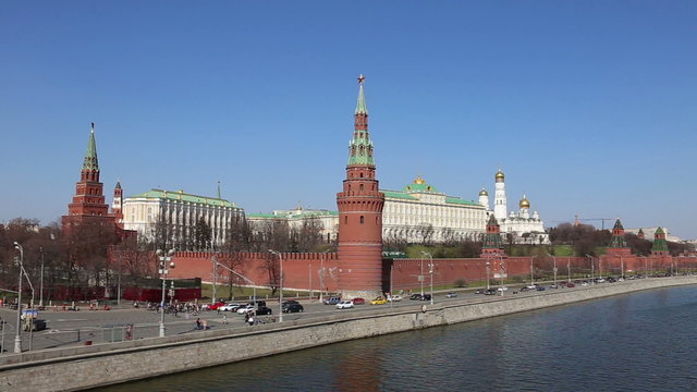 beautiful views of the Kremlin Embankment