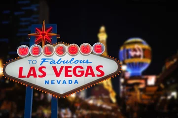 Fototapeten Willkommen bei Fabulous Las Vegas Neon Sign © somchaij