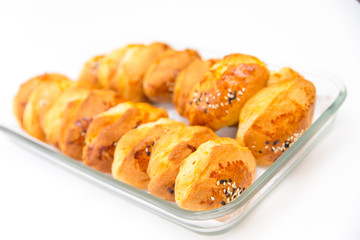 Pogataschen gefüllt