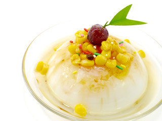 Agar dessert with fresh corn.