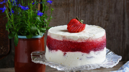 mousse cake with strawberry