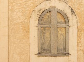 Fototapeta na wymiar Old wooden window - nostalgia