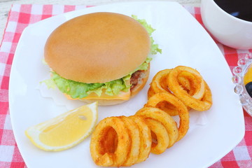  チーズバーガー