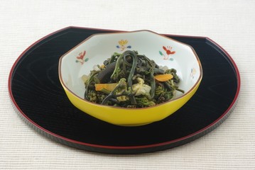 春の味覚　ワラビ