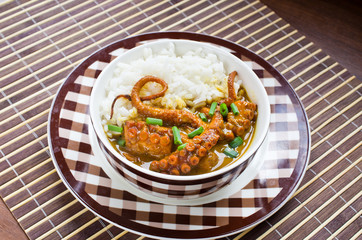 Octopus curry with rice and chives